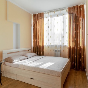 2-х комнатная квартира в центре города ул. Авроровская, 17